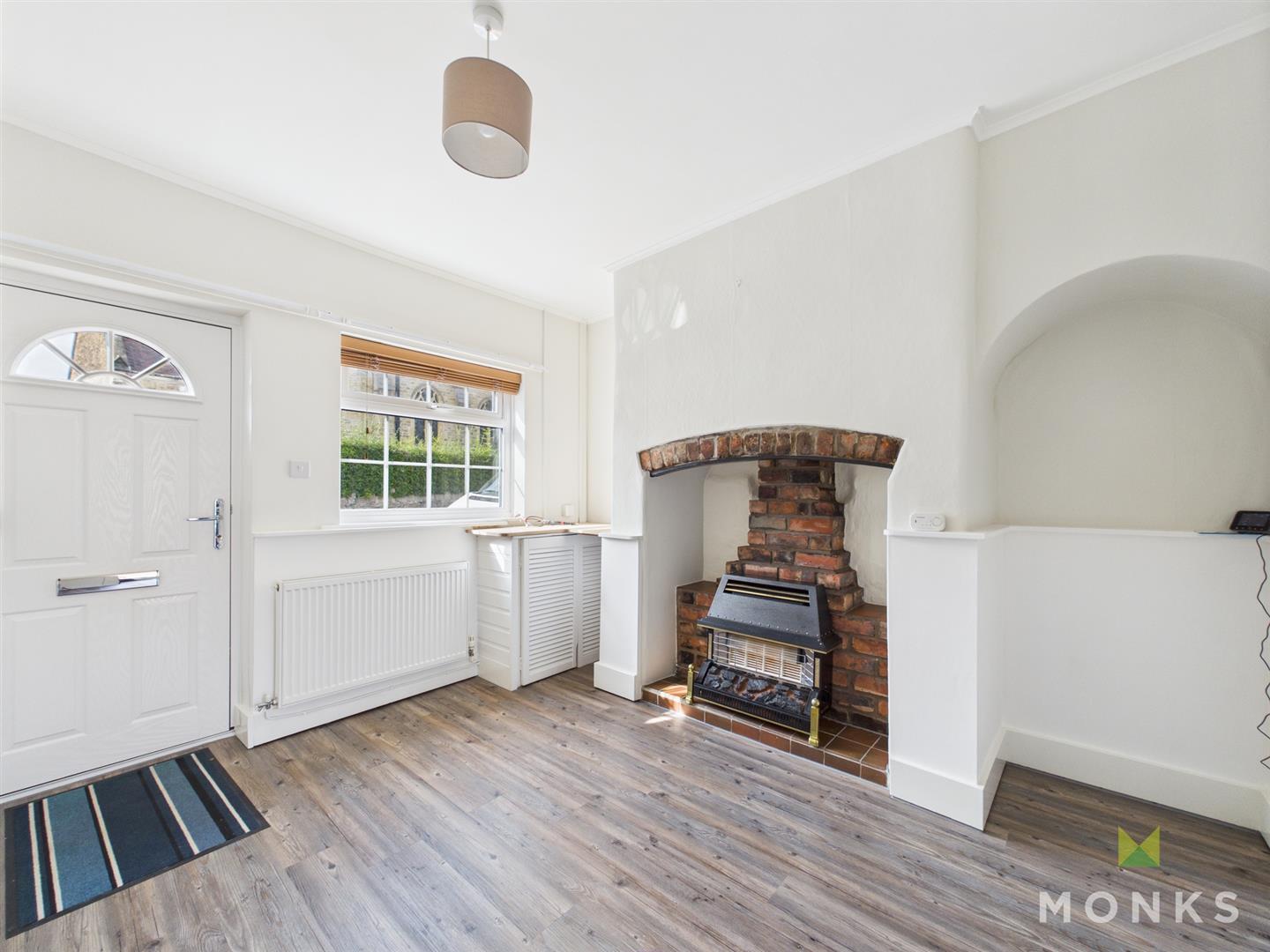 38 Upper Brook Street, Oswestry, SY11 2TG To Let